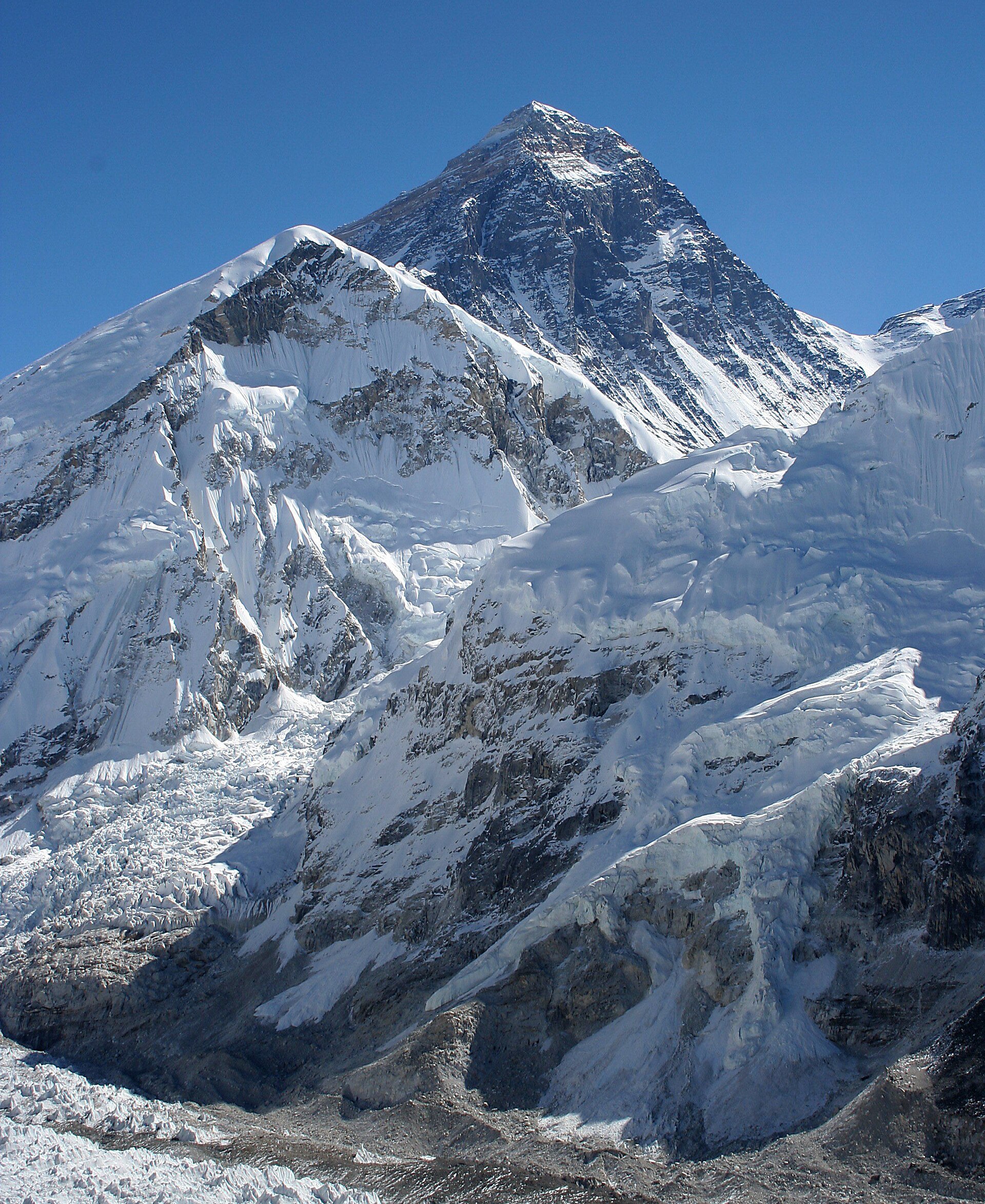 Kala Patthar at 5,545 m, the Everest viewpoint